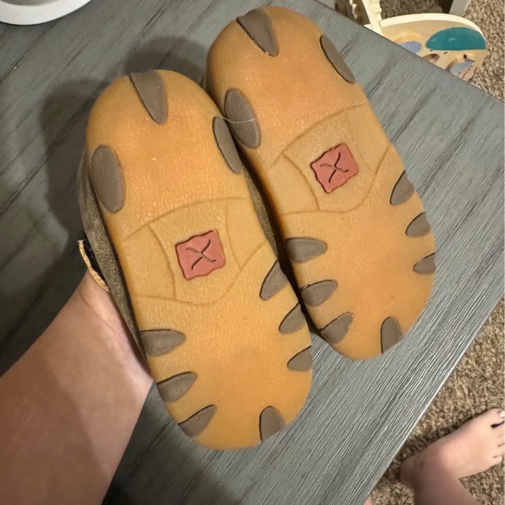 Twister x toddler